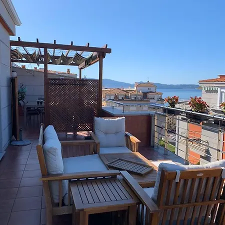 Precioso ático con piscina Apartamento